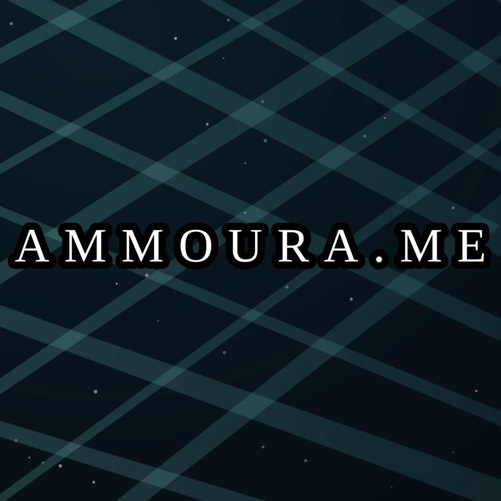 Close-up of the left sleeve: AMMOURA.ME in spaced white capitals among the beams.
